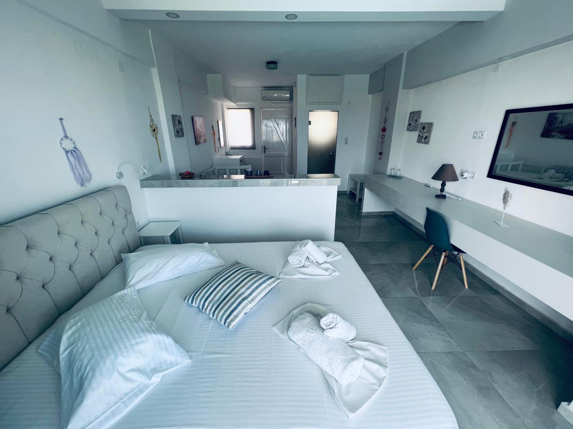 Silia Suites Malia Eksteriør billede