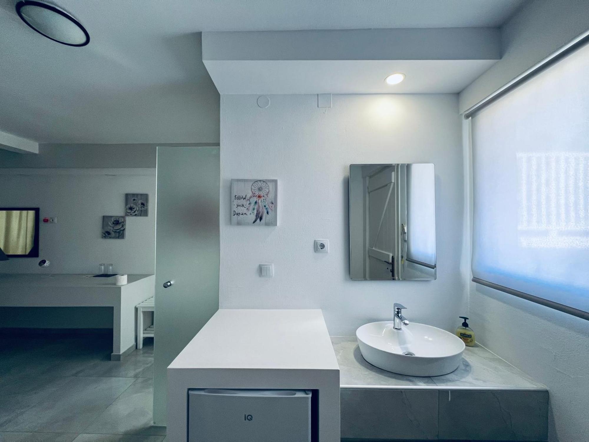 Silia Suites Malia Eksteriør billede